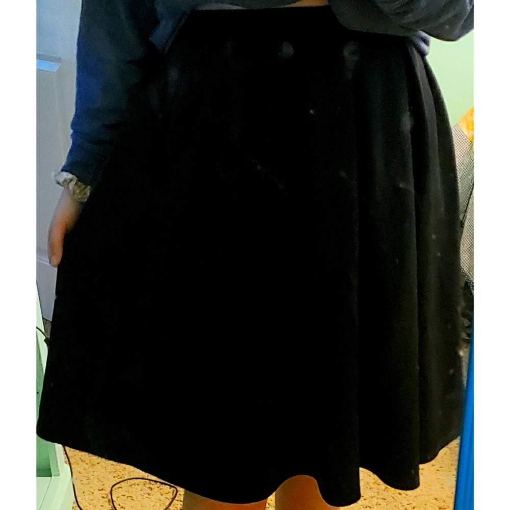 Black A-Line Midi Skirt WITH POCKETS!